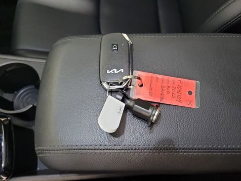 Used 2023 Kia Sportage EX w/ EX Premium Package AWD/4WD image 27