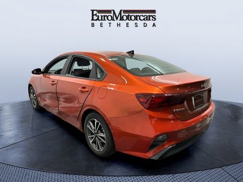 Used 2023 Kia Forte LXS FWD image 3
