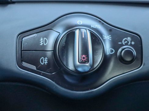 Used 2015 Audi A4 2.0T Premium image 30