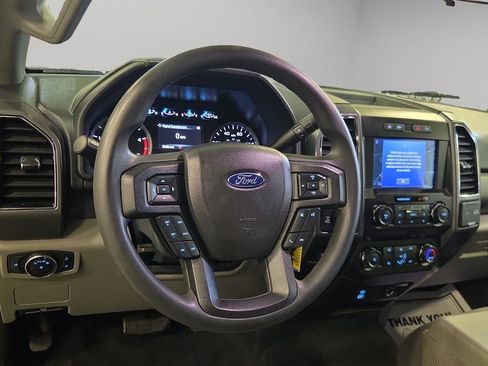 Used 2022 Ford F250 XLT w/ FX4 Off-Road Package AWD/4WD image 11