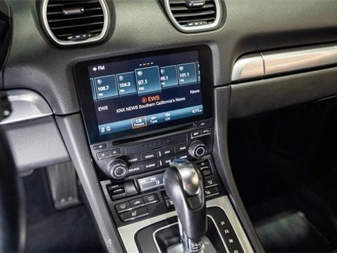 Used 2018 Porsche 718 Cayman GTS image 8