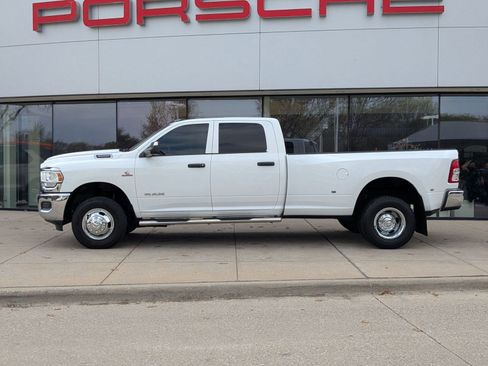 Used 2021 RAM 3500 Tradesman image 2