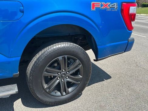 Used 2021 Ford F150 Lariat w/ Equipment Group 502A High AWD/4WD image 7