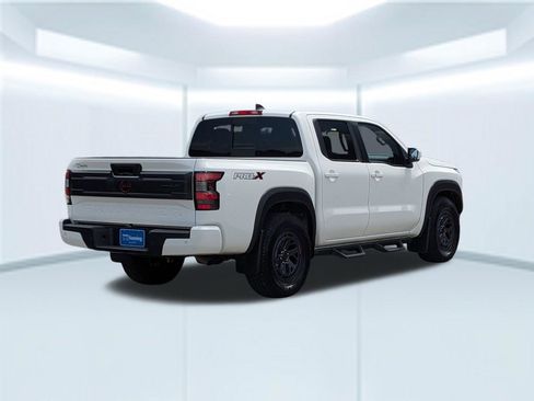 Used 2025 Nissan Frontier Pro-X RWD image 6