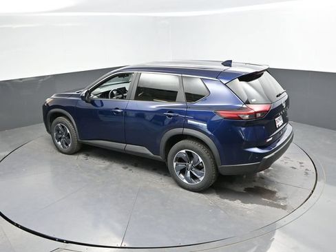 Used 2024 Nissan Rogue SV FWD image 42