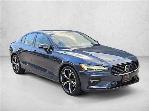 Used 2024 Volvo S60 B5 Core FWD image 3