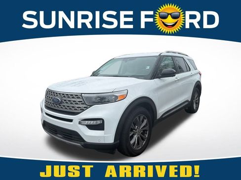 Used 2022 Ford Explorer Limited w/ Equipment Group 301A image 1