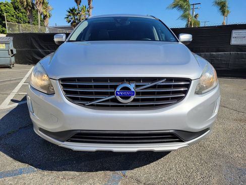 Used 2015 Volvo XC60 T5 Premier w/ Proximity Package FWD image 8