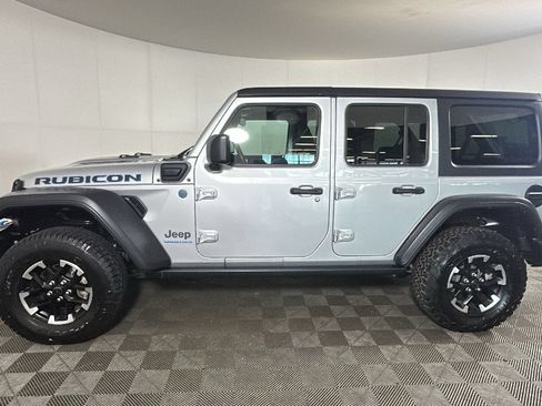 Used 2024 Jeep Wrangler Unlimited Rubicon 4xe AWD/4WD image 7