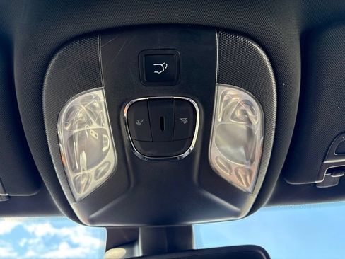 Used 2025 Jeep Compass Limited w/ Elite Group AWD/4WD image 26