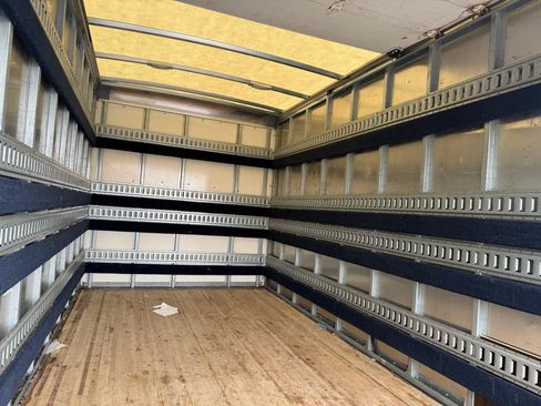 Used 2020 Chevrolet Express 3500 RWD image 13