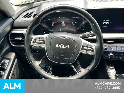 Used 2023 Kia Telluride EX w/ EX Captain's Chair Package FWD image 28