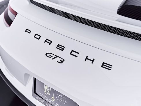 Used 2018 Porsche 911 GT3 RWD image 39