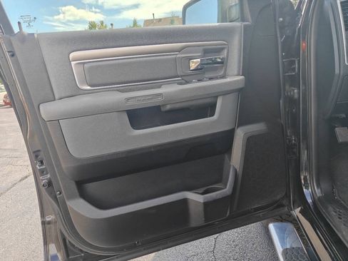 Used 2016 RAM 1500 Big Horn AWD/4WD image 9