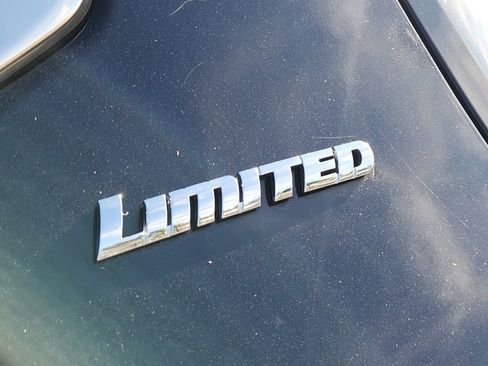 Used 2024 Toyota Tundra Limited image 12