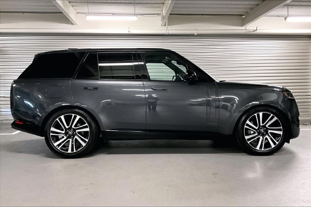 Certified 2023 Land Rover Range Rover SE AWD/4WD image 14