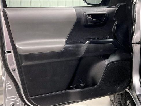 Used 2023 Toyota Tacoma SR AWD/4WD image 23