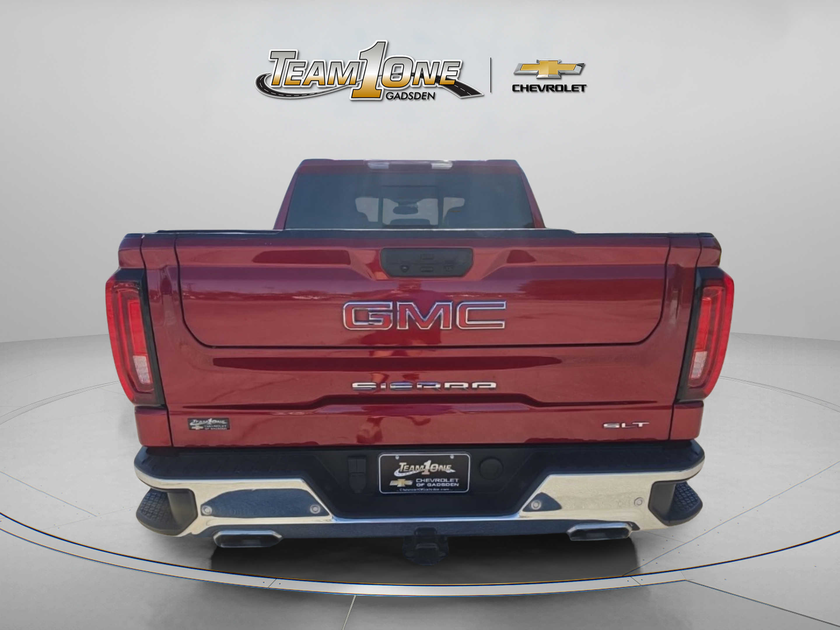 Used 2024 GMC Sierra 1500 SLT w/ SLT Premium Plus Package AWD/4WD image 7