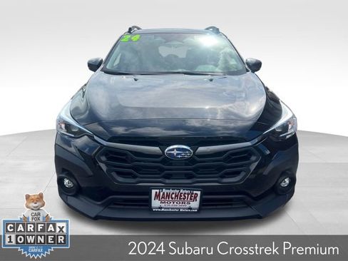 Used 2024 Subaru Crosstrek 2.0i Premium AWD/4WD image 3