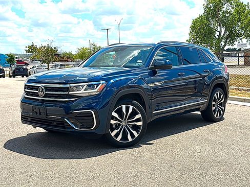 Used 2022 Volkswagen Atlas Cross Sport SEL Premium R-Line AWD/4WD image 2