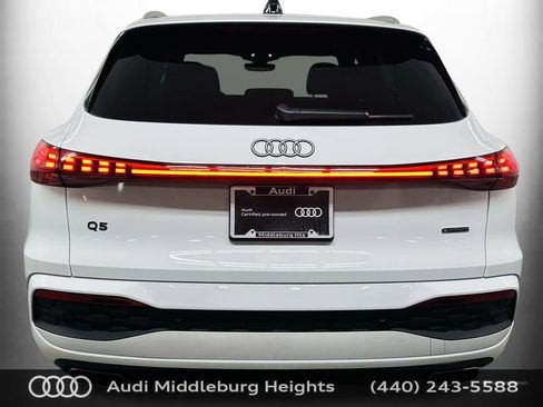 Certified 2025 Audi Q5 2.0T Premium w/ Convenience Package image 6