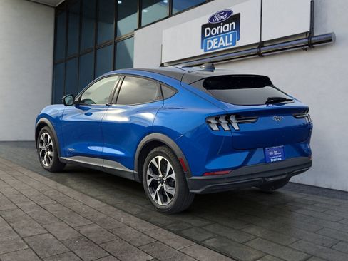 Certified 2025 Ford Mustang Mach-E Select w/ Comfort Package Lite image 5