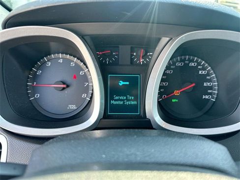 Used 2016 Chevrolet Equinox LT w/ Convenience Package image 16