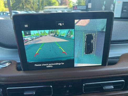 Used 2023 Lincoln Aviator Reserve w/ Equipment Group 201A AWD/4WD image 14