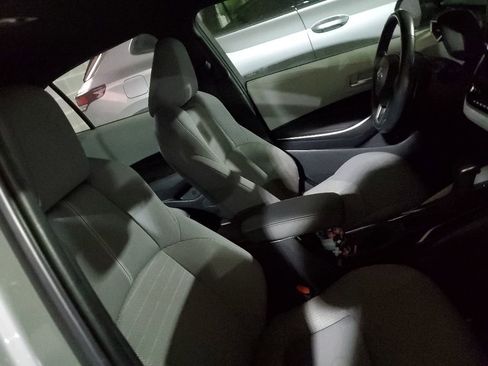 Used 2021 Toyota Corolla SE w/ Carpet Mat Package (TMS) FWD image 7