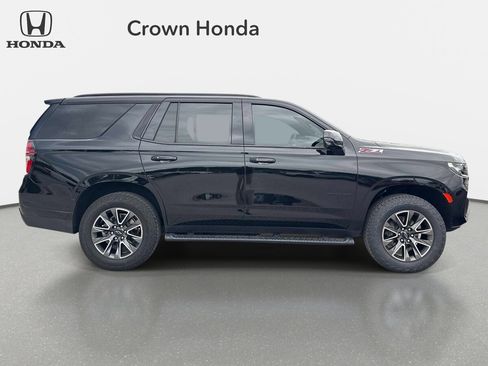 Used 2024 Chevrolet Tahoe Z71 w/ Luxury Package AWD/4WD image 5