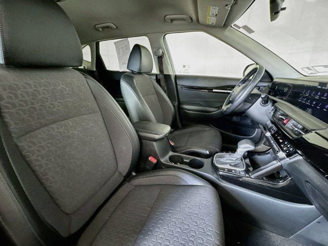 Certified 2025 Kia Seltos S AWD/4WD image 27