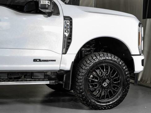 Used 2026 Ford F350 Lariat AWD/4WD image 8