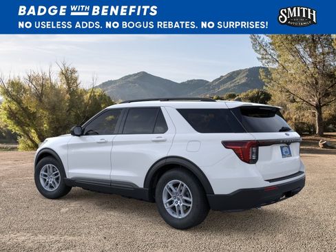 New 2026 Ford Explorer Active RWD image 5