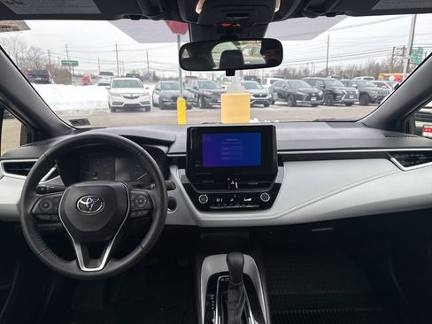 Used 2024 Toyota Corolla SE image 17