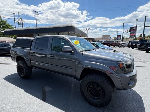 Used 2010 Toyota Tacoma 4x4 Double Cab image 6