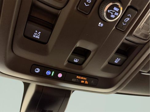 Used 2022 GMC Yukon SLT w/ SLT Luxury Package image 47