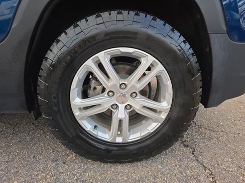 Used 2021 GMC Terrain SLE w/ LPO, Floor Liner Package image 32