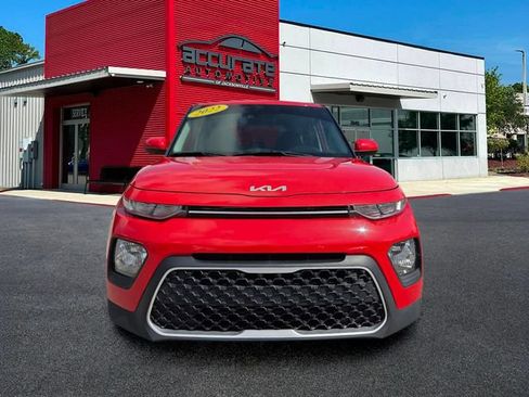 Used 2022 Kia Soul LX w/ Technology Package FWD image 8