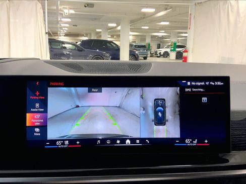 New 2026 BMW X5 xDrive50e w/ M Sport Package image 19