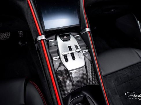 Used 2024 Ferrari Roma Spider image 36