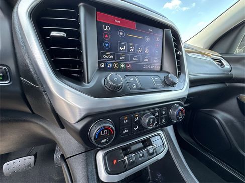 Used 2023 GMC Acadia SLE w/ Driver Convenience Package image 19