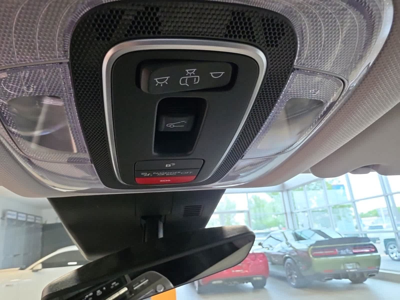 Used 2024 Hyundai Kona Limited AWD/4WD image 24