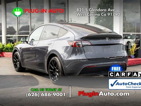 Used 2023 Tesla Model Y Long Range AWD/4WD image 5