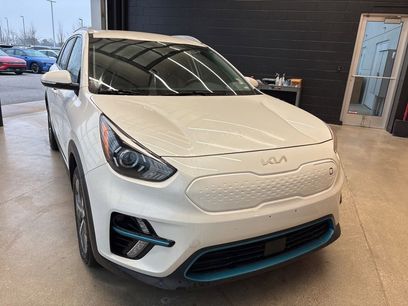 Certified 2022 Kia Niro EX w/ Cold Weather Package