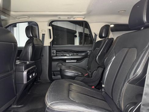 Used 2019 Ford Expedition Max Platinum AWD/4WD image 28
