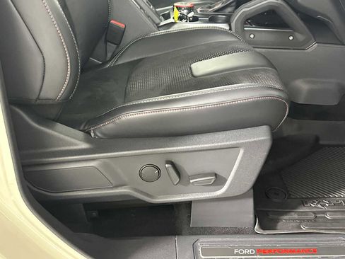 Used 2025 Ford Bronco Raptor AWD/4WD image 15