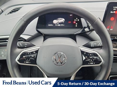 Used 2023 Volkswagen ID.4 Pro S Plus image 21