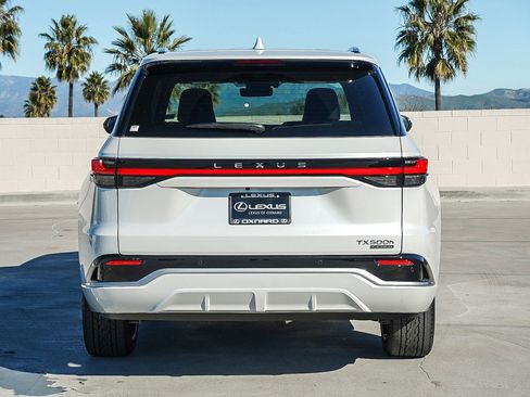 New 2026 Lexus TX 500h AWD image 6