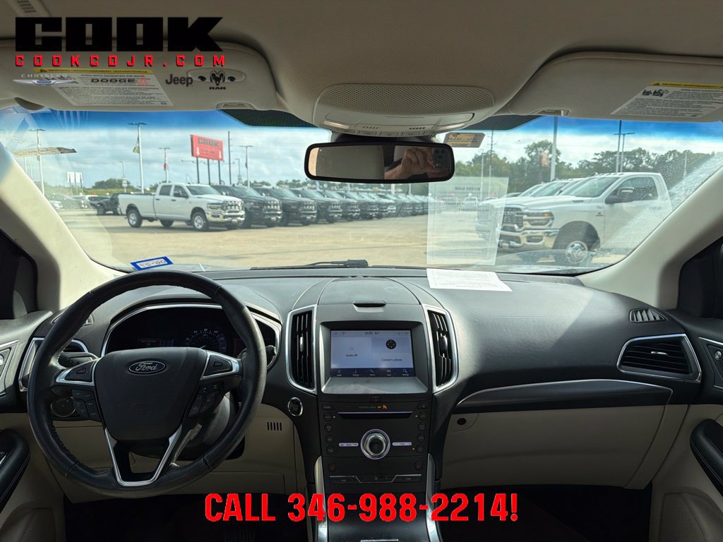 Used 2019 Ford Edge Titanium FWD image 11