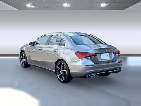 Used 2019 Mercedes-Benz A 220 image 3